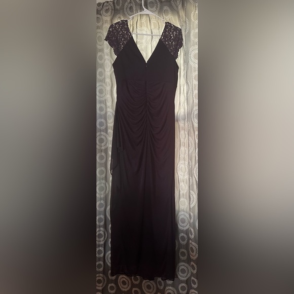 Beautiful purple ruched gown by Xscape - Picture 3 of 4